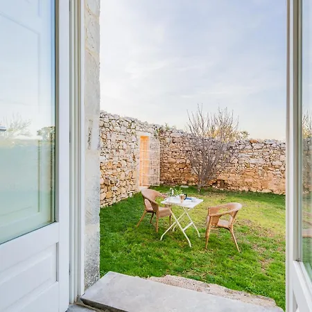 Baglio Occhipinti Farm stay *