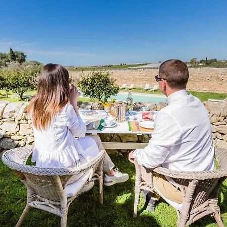 Baglio Occhipinti Agroturismo *