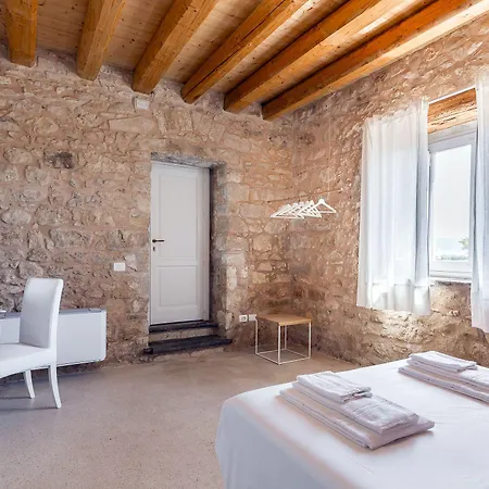 Farm stay Baglio Occhipinti *