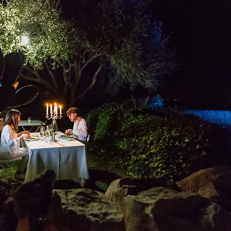 Baglio Occhipinti Farm stay *